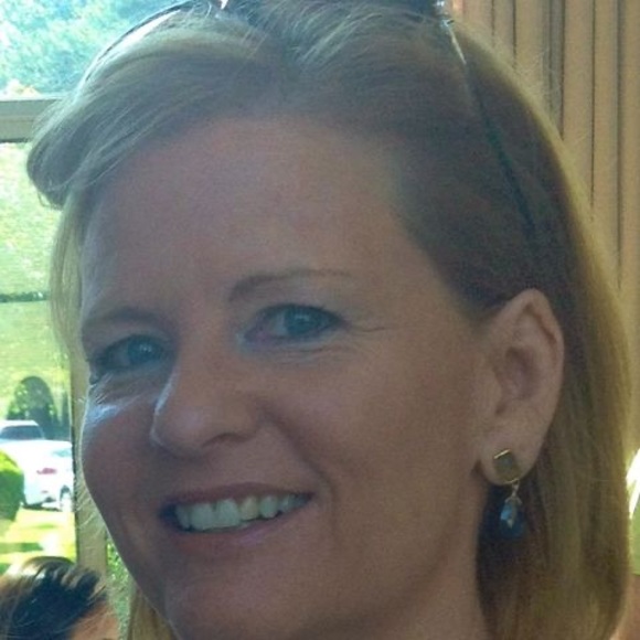 Meet your Posher, Ellen - Picture 1 of 1